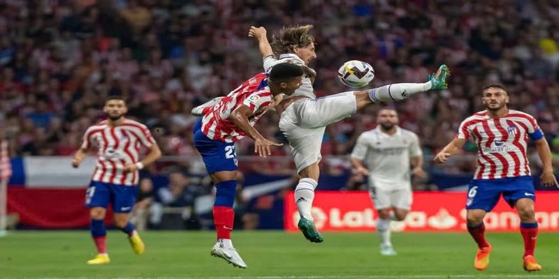 Trận Derby Madrid luôn diễn ra vô cùng hấp dẫn và máu lửa